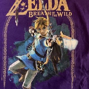 zelda breath of the wild t shirt size small